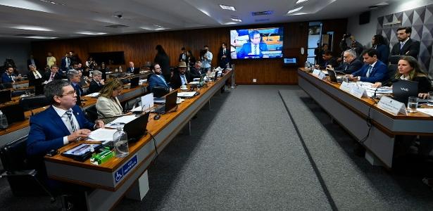 Requerimento de acareação tentar associar Banco Master à CPI do INSS