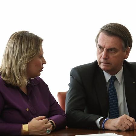 Presidente da República, Jair Bolsonaro em reunião com a Deputada Joice Hasselmann (PSL-SP) -  Marcos Corrêa/PR 