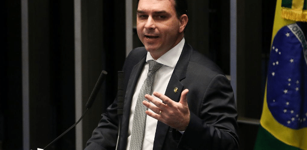 STF tende a manter foro privilegiado para Flavio Bolsonaro - Vimarsana News