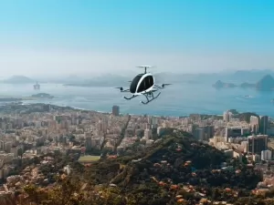 RIOgaleão firma acordo com startup brasileira para mobilidade aérea com eVTOL