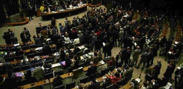 Para aprovar a PEC, são necessários 308 votos dos 513 deputados - Foto: Agência Brasil
