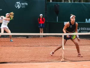 Jogos de Laura e Ingrid são atrações desta quinta em Floripa