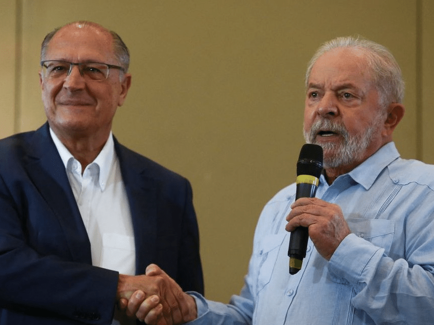 Lula sinaliza que não irá ajoelhar no milho e pedir licença ao mercado 