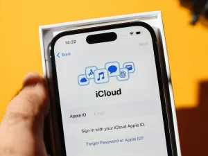 Grupo no Reino Unido quer indenização da Apple por forçar uso do iCloud