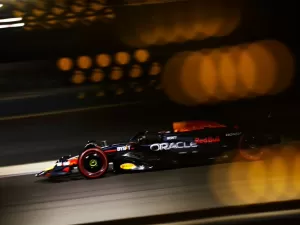 F1: Verstappen domina e vence GP do Bahrein de forma incontestável