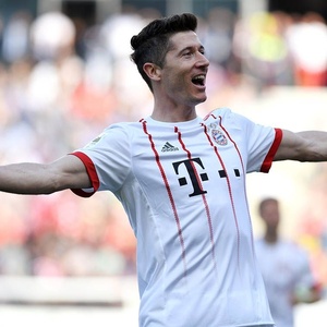 Valor pedido pelo Bayern para vender o atacante afastou o Real: 100 milhões de euros - Fabian Bimmer/Reuters