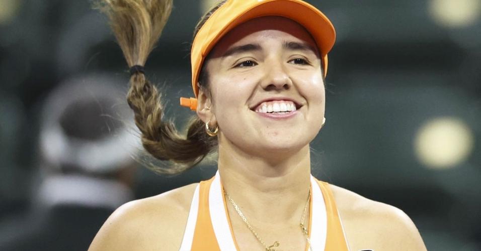 Anisimova vence de virada, Osorio salva 3 match-points - undefined