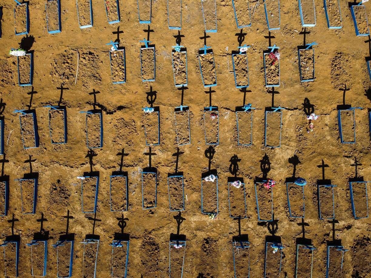 Após 2 meses, transmissão da covid rompe teto em todas as regiões do Brasil