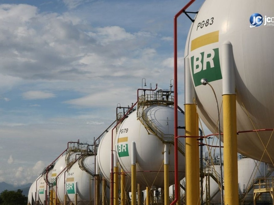 Governo pode ganhar R$ 6,3 bi em dividendos da Petrobras; quem mais recebe?