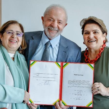 Lula empossa Márcia Lopes como nova ministra das Mulheres Lula empossa Márcia Lopes como nova ministra das Mulheres