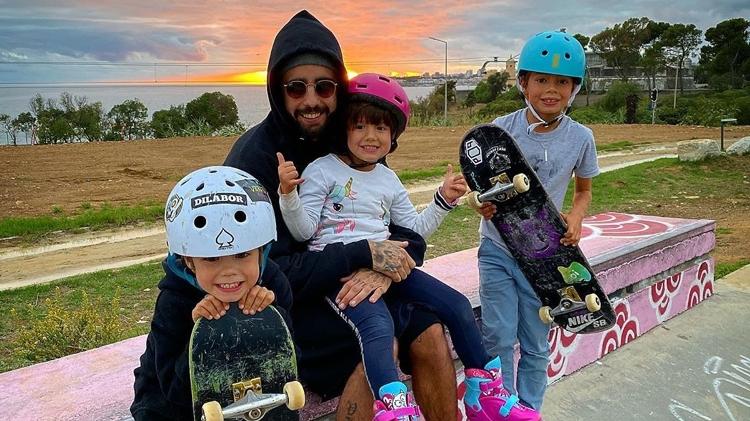 Pedro Scooby e filhos, Dom, Liz e Bem - Reprodução/Instagram - Reprodução/Instagram