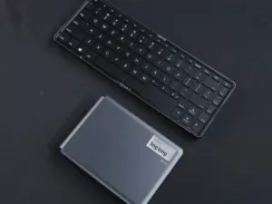 Este mini-PC com teclado dobrável pode ser a solução se você tiver pouco espaço