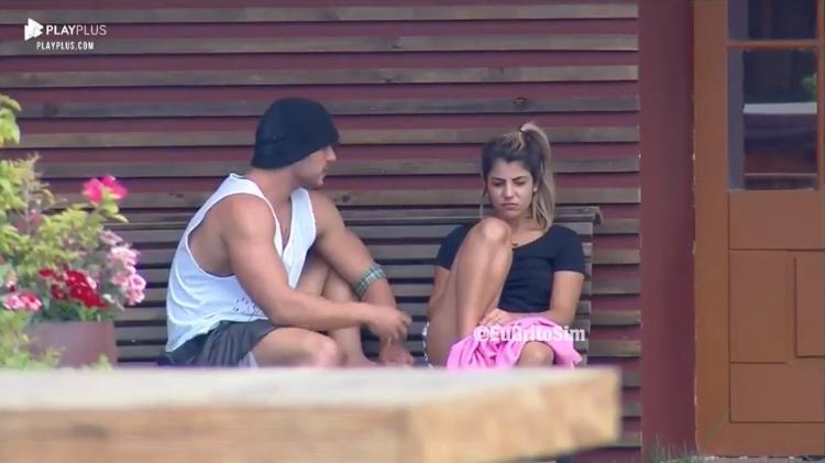 foto 4 - Lucas Viana e Hariany Almeida em A Fazenda 11 (Foto: Reprodução/ Record TV)  - Lucas Viana e Hariany Almeida em A Fazenda 11 (Foto: Reprodução/ Record TV) 