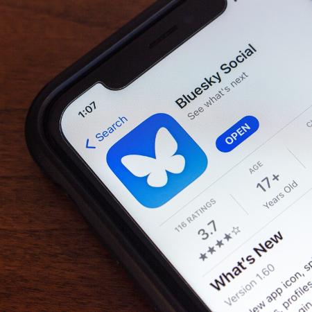 Ícone do Bluesky na App Store do iPhone
