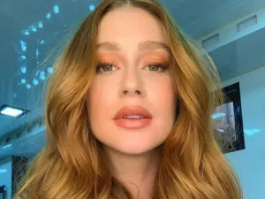 Marina Ruy Barbosa surge de maiô em praia na Grécia e corpo de ‘boneca’ impressiona