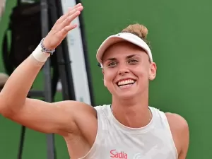 Fullana dá salto no ranking da WTA e comanda semana de ascensões