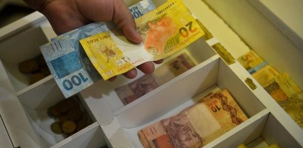 Desenrola para adimplentes será anunciado semana que vem, diz secretário