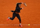 Após primeiro set equilibrado, Serena atropela na segunda parcial e avança em Paris - (Sem crédito)