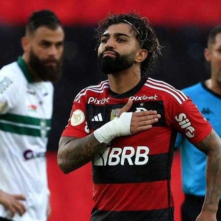 Flamengo e Coritiba se enfrentaram pela estreia do Campeonato Brasileiro - GettyImages