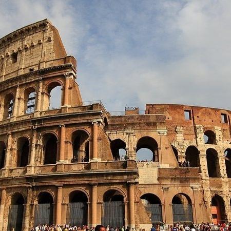 Colizeu Coliseu de Roma fecha após morte de trabalhador de 22 anos
