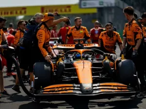 F1: Por que McLaren está hesitando em relação ao assoalho atualizado