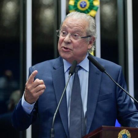 José Dirceu discursou