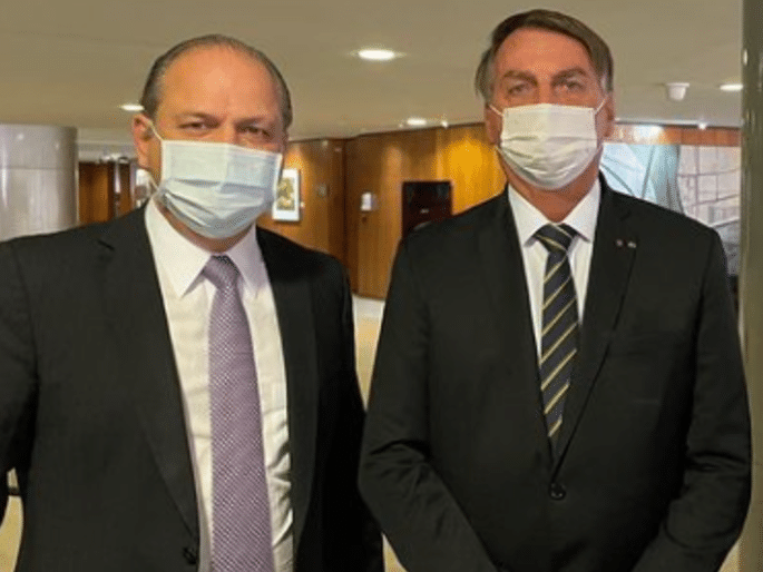 Barros não pedirá demissão, mas só fica líder se o centrão quiser