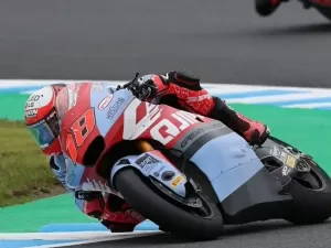 Moto2: Após polêmica por faixa japonesa, Gresini mantém piloto e retira patrocínio chinês