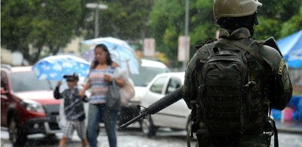 7.mar.2018 - Militar em operação das Forças Armadas no Rio - Foto: ABr