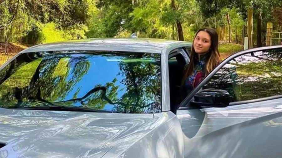  Aos 17 anos, Sofia Liberato, filha de Gugu, é dona de carro de luxo avaliado em R$ 420 mil   - Instagram