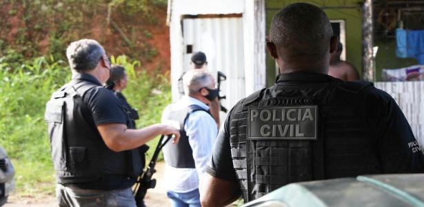 Agentes em ação na Bahia, estado que registrou 1.121 vítimas negras em 2022, em ações policiais