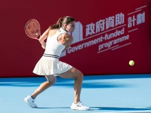 Navarro faz quartas em Hong Kong, Halep é eliminada