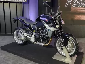 BMW oferece F 900 R com R$ 16 mil de desconto no preço