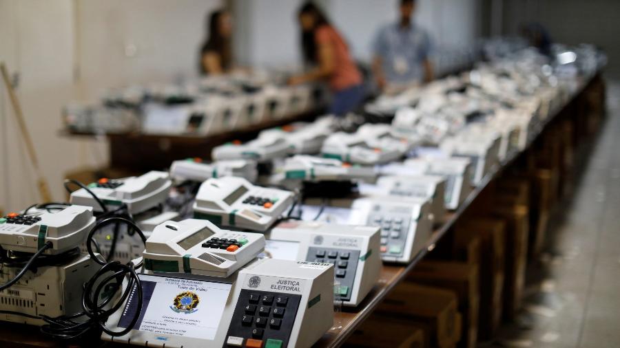 Urnas eletrônicas usadas na eleição de 2018 - Rodolfo Buhrer/Reuters