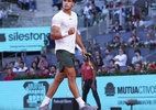 Alcaraz passa por Nadal e enfrenta Djokovic na semifinal em Madri - (Sem crédito)