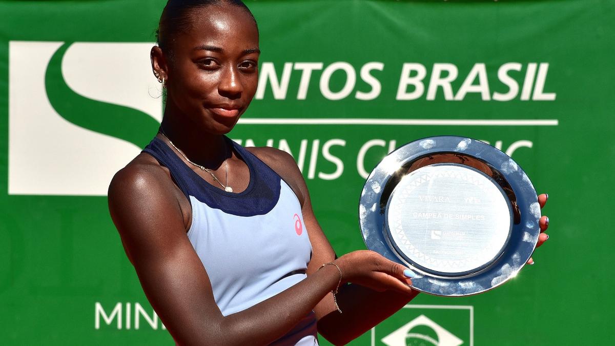 Francesa conquista o maior título da carreira no W35 do Pinheiros