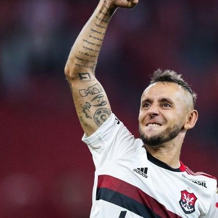 Rafinha não vai vestir a camisa do Flamengo em 2021 - GettyImages