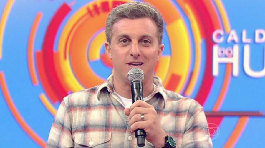 Luciano Huck comanda o "Caldeirão" - Reprodução/TV Globo