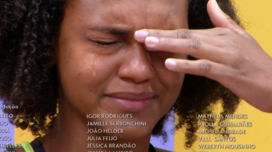 Jessilane chora após ser colocada na xepa - Reprodução / Internet