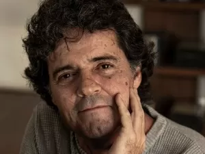 Felipe Camargo reflete sobre 27 anos de sobriedade: "Mudou a minha vida"