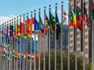 Histórico: países unem forças para regulamentar a IA