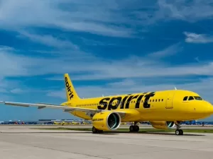 Spirit Airlines, que luta contra a falência, amplia prazos para refinanciamento de dívidas