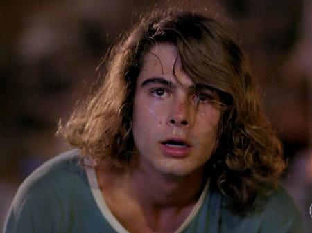 João (Rafael Vitti) em Verão 90 (Reprodução/TV Globo).