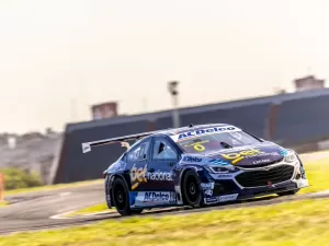 Cacá Bueno retorna a El Pinar após 25 anos para etapa inédita da Stock Car no Uruguai