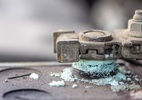Zinabre na bateria: o que é? Como limpar? Como evitar? - Foto: Shutterstock