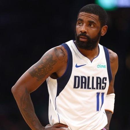 Kyrie Irving assumiu protagonismo no time do Texas na ausência de Doncic