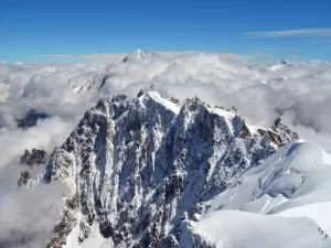  Quatro alpinistas são encontrados mortos em Mont Blanc, na França