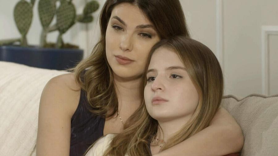 Thaís Melchior e Sophia Valverde em Poliana Moça - Divulgação/SBT