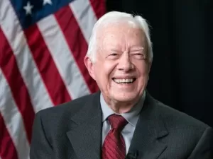 Funeral de Jimmy Carter reúne Trump, Biden, Obama e outros líderes políticos em Washington