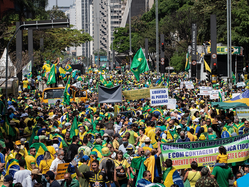 Ato pró-Bolsonaro reúne 125 mil em SP, 6% do esperado por organizadores